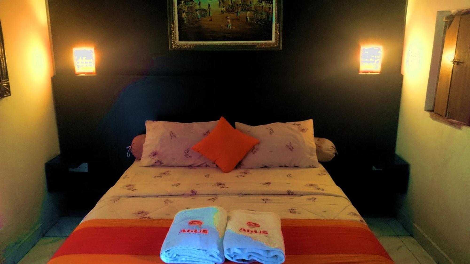 Agus Beach Inn Kuta Lombok Oda fotoğraf